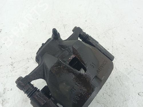 Used Right front brake caliper LEXUS IS II (_E2_) 200d (ALE20_, ALE20R) (150 hp) 32389945