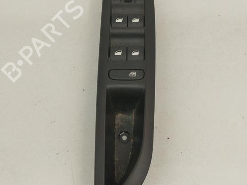 Used Left front window switch Left front window switch PEUGEOT 208 II (UB_, UP_, UW_, UJ_) 1.2 PureTech 100 (101 hp) 34139383 34139383
