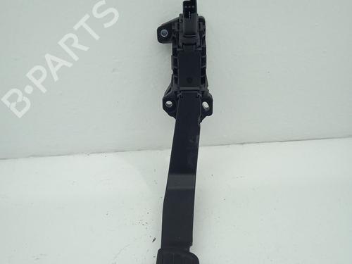 pedal-jeep-avenger-j2-2022-33932646 main image