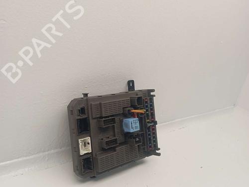 Fuse box CITROËN C5 I (DC_) 2.0 HDi (DCRHZB, DCRHZE) | BP31616862E1 - Image 3