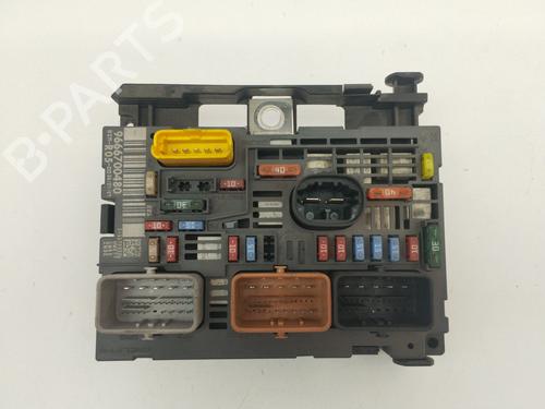 Used Fuse box Fuse box 36434236 36434236