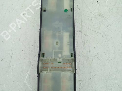 Left front window switch NISSAN ALMERA II Hatchback (N16) 1.5 | BP11198522I27