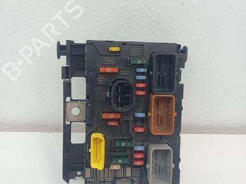 Used Fuse box Fuse box 36269781 36269781
