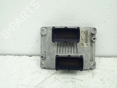 Used Engine control unit (ECU) Engine control unit (ECU) OPEL CORSA C (X01) 1.2 (F08, F68) (75 hp) 31807566 31807566