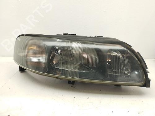 Used Right headlight VOLVO S60 I (384) D5 (163 hp) 31619572