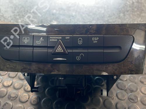Used Switch MERCEDES-BENZ E-CLASS (W211) E 270 CDI (211.016) (177 hp) 4344557