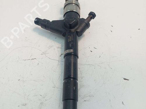 Used Injector NISSAN ALMERA II Hatchback (N16) [2000-2026]  31615260