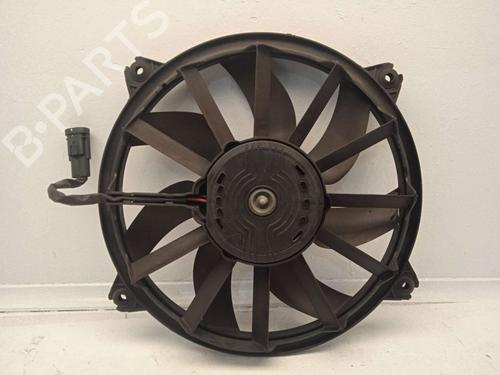 Used Radiator fan Radiator fan PEUGEOT 5008 (0U_, 0E_) 2.0 HDi 150 / BlueHDi 150 (150 hp) 16326493 16326493