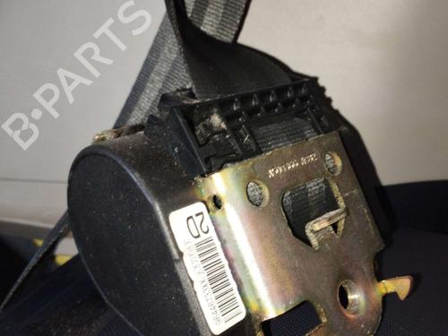 rear-right-seatbelt-peugeot-1007-km_-2005-24641673 main image