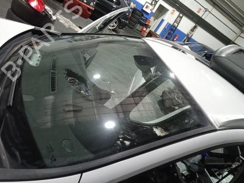 Parabrezza RENAULT CLIO III Grandtour (KR0/1_) 1.2 16V (KR0P) (101 hp) 31614363