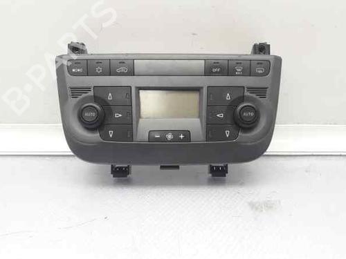 Used Climate control FIAT GRANDE PUNTO (199_) 1.4 16V (199BXG1B, 199AXG1B) (95 hp) 4357905