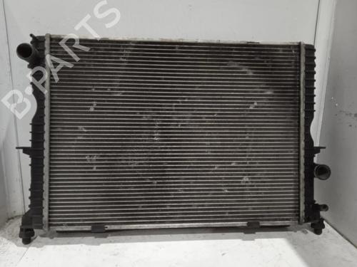 Used Water radiator LAND ROVER DISCOVERY II (L318) [1998-2004]  4364566