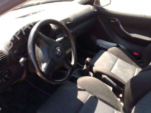 Left headlight SEAT LEON (1M1)  | BP18962090C28 