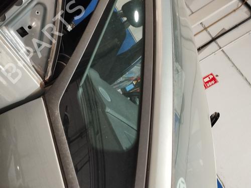 Used Front right quarter glass FORD S-MAX (WA6) 2.0 TDCi (140 hp) 19536560