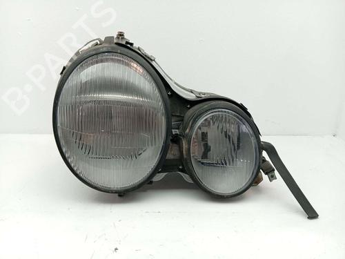 Used Right headlight Right headlight MERCEDES-BENZ E-CLASS (W210) E 300 D (210.020) (136 hp) 33605616 33605616