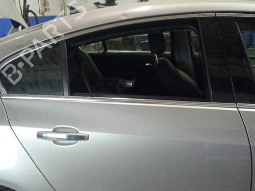 Used Right rear door Right rear door 39104508 39104508
