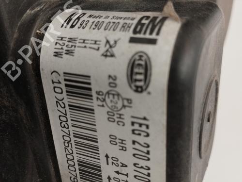 Used Right headlight OPEL ASTRA H (A04) [2004-2014]  31616147