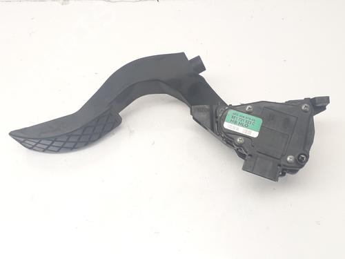Pedal Pedal AUDI A4 B7 (8EC) 2.0 TDI (170 hp) 33980637 33980637