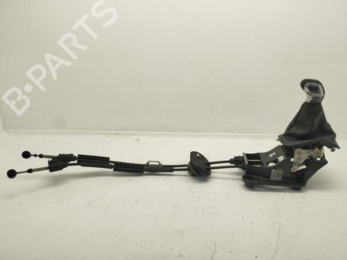 Used Gear lever Gear lever PEUGEOT 2008 I (CU_) 1.2 THP 110 / PureTech 110 (110 hp) 40012505 40012505