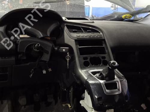 Used Airbag Kit PEUGEOT 5008 (0U_, 0E_) [2009-2017]  31618084