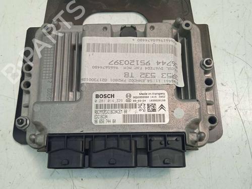 Used Engine control unit (ECU) Engine control unit (ECU) PEUGEOT 3008 I MPV (0U_) 1.6 HDi (109 hp) 12581549 12581549