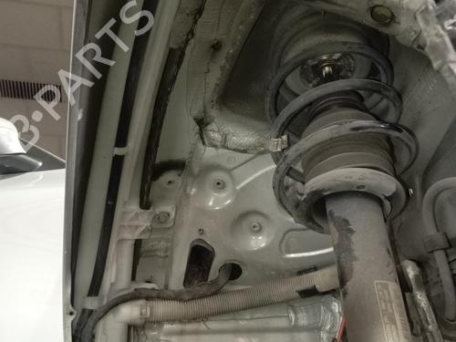 Used Windscreen washer tank BMW 1 Coupe (E82) 120 d (177 hp) 18548910