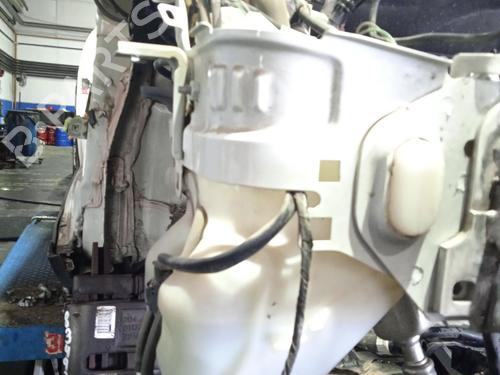 Used Windscreen washer tank CITROËN C3 III (SX) 1.2 VTi 82 (82 hp) 32385010