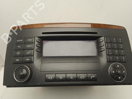Used Radio MERCEDES-BENZ R-CLASS (W251, V251) R 320 CDI 4-matic (251.022, 251.122) (224 hp) 4622718