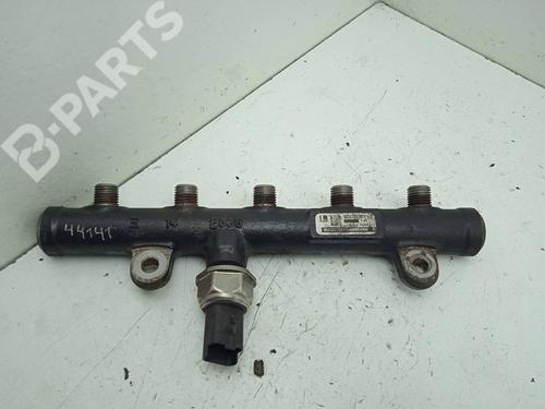 Used Injection rail FORD FOCUS II (DA_, HCP, DP) 2.0 TDCi (136 hp) 4335311