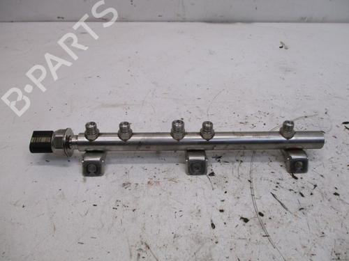 Used Injection rail BMW 1 (E87) 116 i (122 hp) 28370967