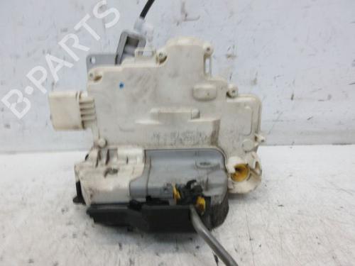Fechadura frente esquerda AUDI A4 B7 (8EC) 2.0 TDI 16V (140 hp) 29088868