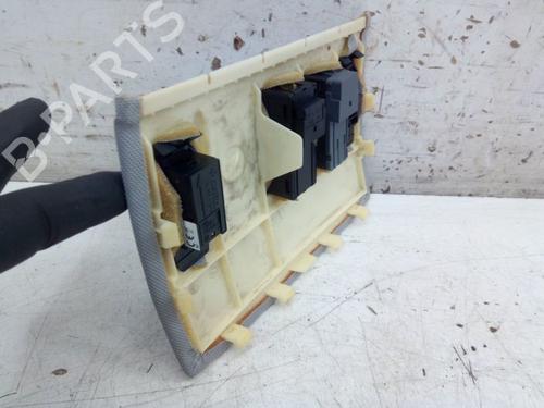 Switch BMW 5 Touring (E61) 525 xi | BP37137622I30 - Image 4