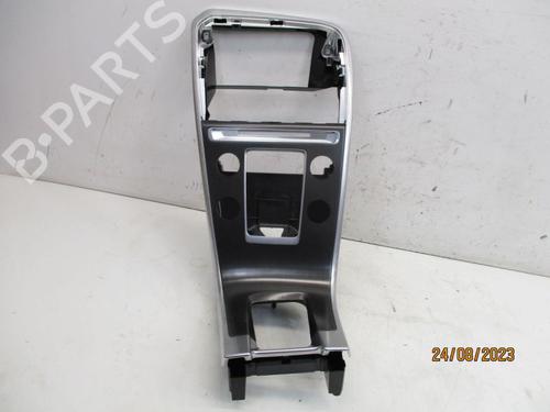 Used Middle console Middle console 37122629 37122629