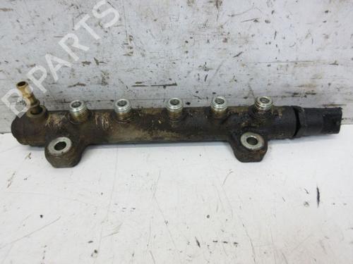 Used Injection rail NISSAN INTERSTAR Van (X70) dCi 100 (99 hp) 29090777