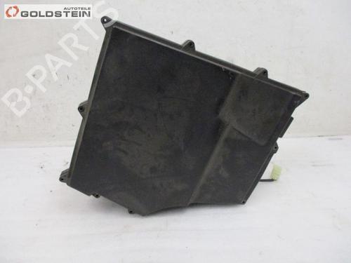 Used Fuse box Fuse box 37102760 37102760