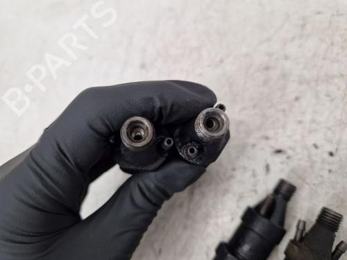 Spreder / Dyse VW TRANSPORTER T4 Bus (70B, 70C, 7DB, 7DK, 70J, 70K, 7DC, 7DJ) 2.4 D | BP28083338M100 