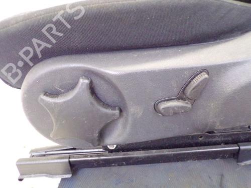 Left front seat MERCEDES-BENZ C-CLASS (W203) C 200 Kompressor (203.042) | BP18808095C15 