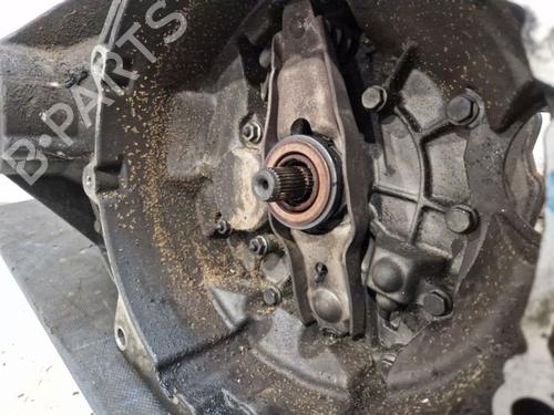 Gearbox VW TRANSPORTER T5 Van (7HA, 7HH, 7EA, 7EH) 1.9 TDI | BP30519974M3 
