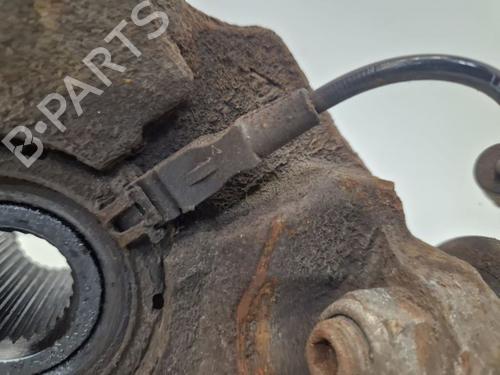 Right front steering knuckle OPEL VIVARO A Bus (X83) 1.9 DTI (F7, J7, A07) | BP32087601M26