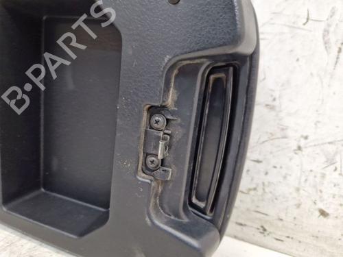 Armrest / Center console SUZUKI GRAND VITARA II (JT, TE, TD) 1.9 DDiS All-wheel Drive (JT419, TD44, JB419WD, JB419XD,... | BP28135360I20 