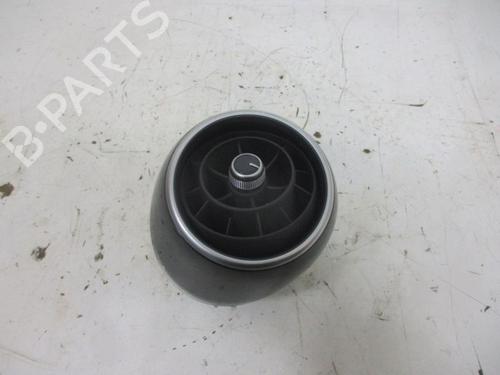Used Air vent AUDI A1 Sportback (8XA, 8XF) 1.2 TFSI (86 hp) 25826114
