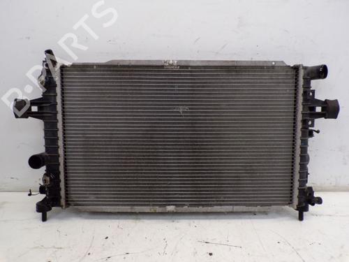 Used Water radiator OPEL ZAFIRA / ZAFIRA FAMILY B (A05) 2.2 (M75) (150 hp) 29096820