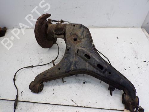 Used Left rear steering knuckle VW TRANSPORTER T4 Bus (70B, 70C, 7DB, 7DK, 70J, 70K, 7DC, 7DJ) 2.5 TDI (102 hp) 29095973