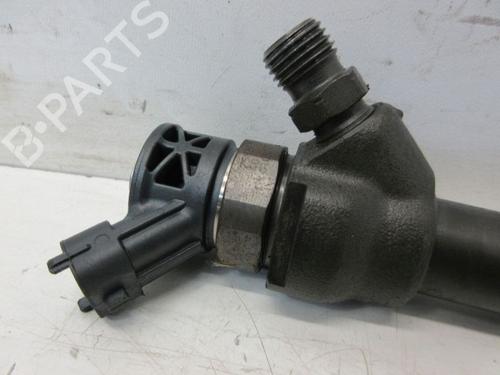 Injector LAND ROVER RANGE ROVER VELAR (L560) 2.0 D180 TD4 4x4 | BP37131349M100 - Image 4