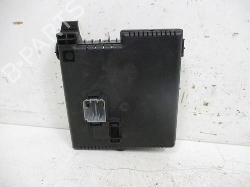 Fuse box VOLVO S60 I (384) 2.5 T AWD | BP37110868E1 - Image 2