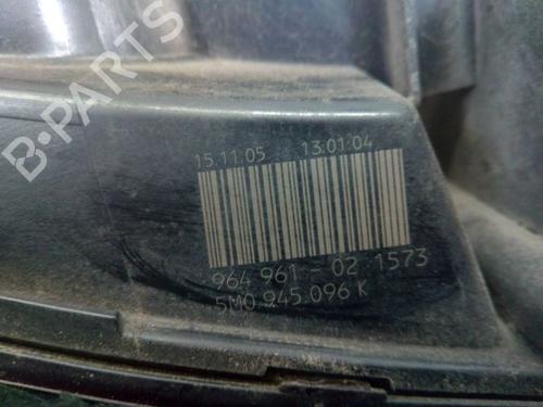 Right taillight VW GOLF PLUS V (5M1, 521) 1.6 FSI | BP31702712C35 