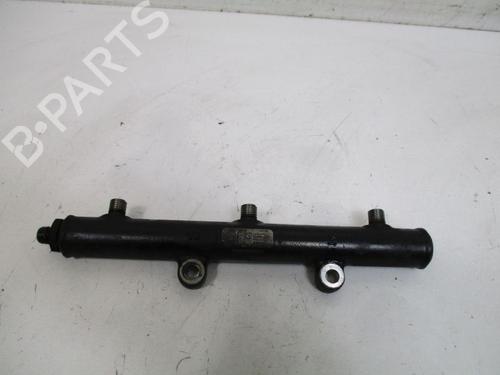 Used Injection rail Injection rail 37116595 37116595