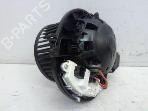 Moteur de chauffage BMW 1 (F20) 116 d (116 hp) 31702180