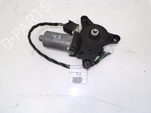 Used Left front window motor MERCEDES-BENZ VITO / MIXTO Van (W639) 111 CDI (639.601, 639.603, 639.605) (109 hp) 29084117