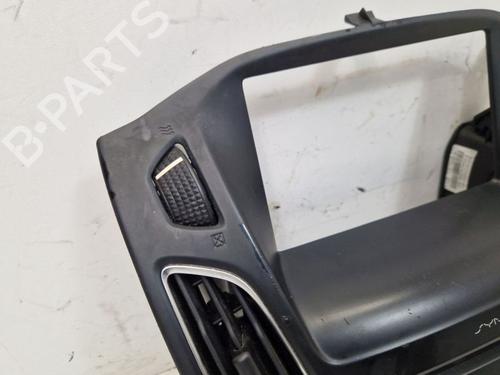 Air vent FORD FOCUS III 1.5 TDCi ECOnetic | BP32661458I21